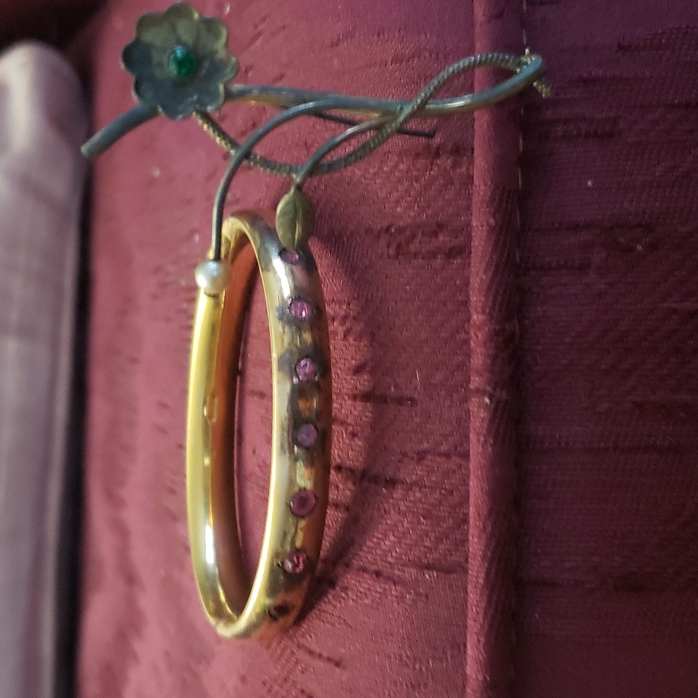 Old vintage bracelet and pin